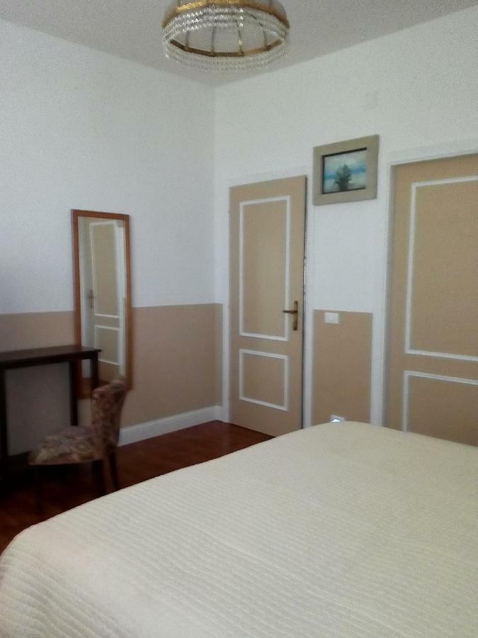 ל'אקווילה Villa Dei Pescatori מראה חיצוני תמונה