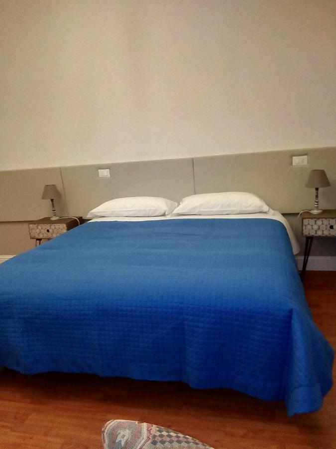 ל'אקווילה Villa Dei Pescatori מראה חיצוני תמונה