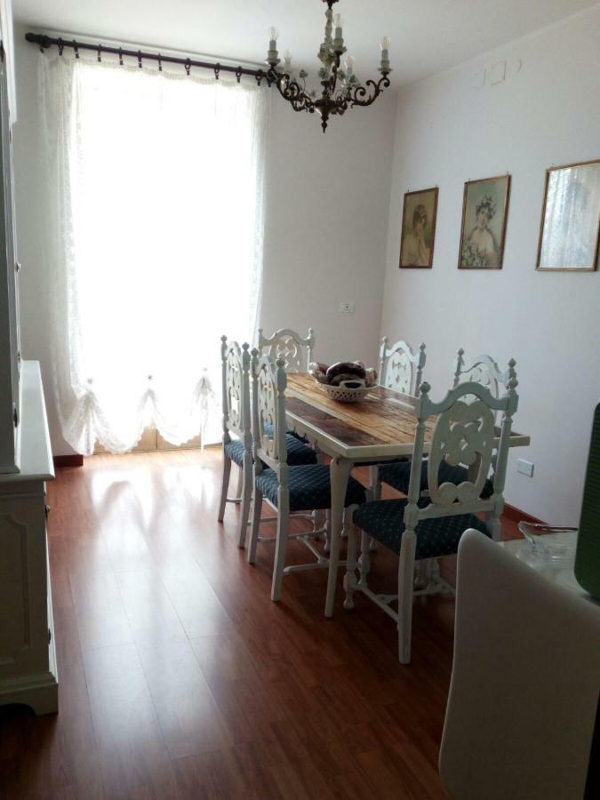 ל'אקווילה Villa Dei Pescatori מראה חיצוני תמונה