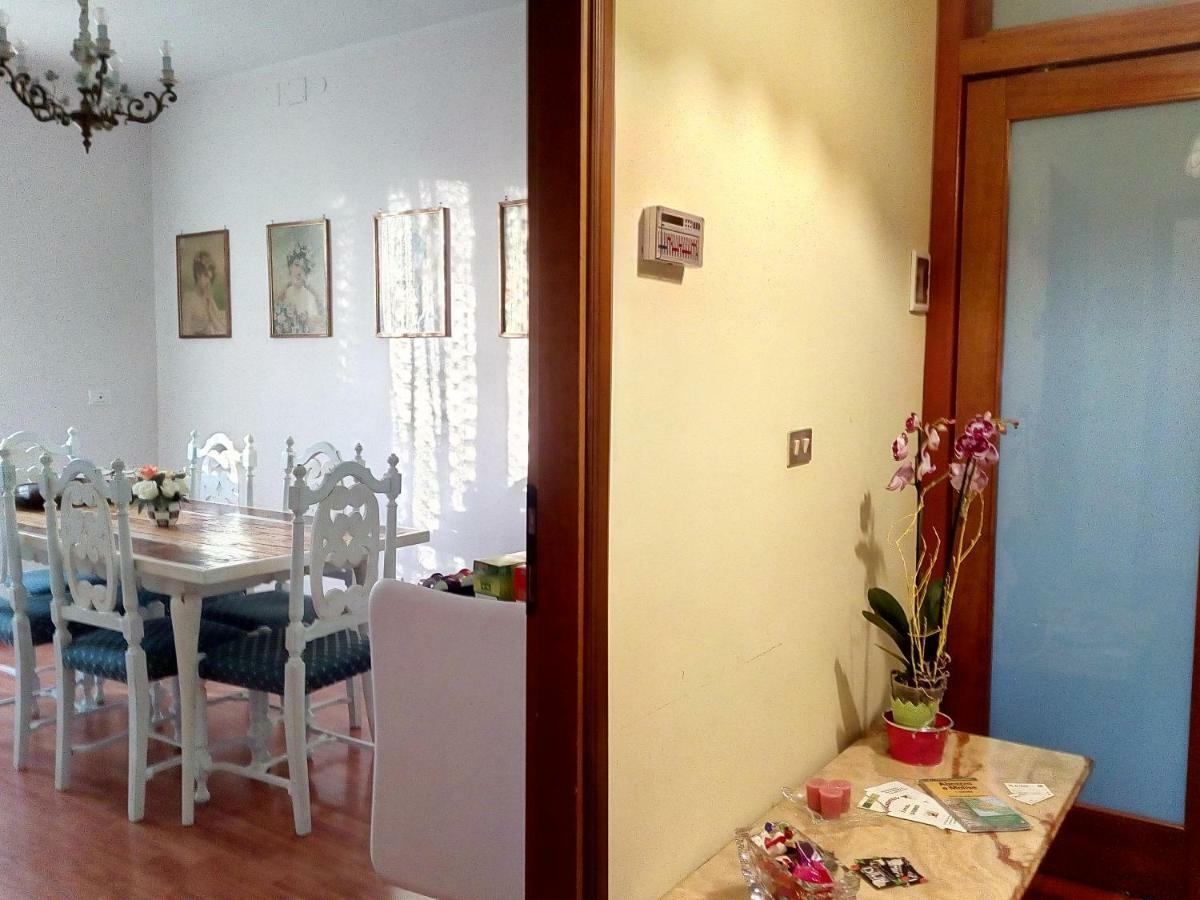 ל'אקווילה Villa Dei Pescatori מראה חיצוני תמונה